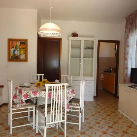 Apartman In 38279 *